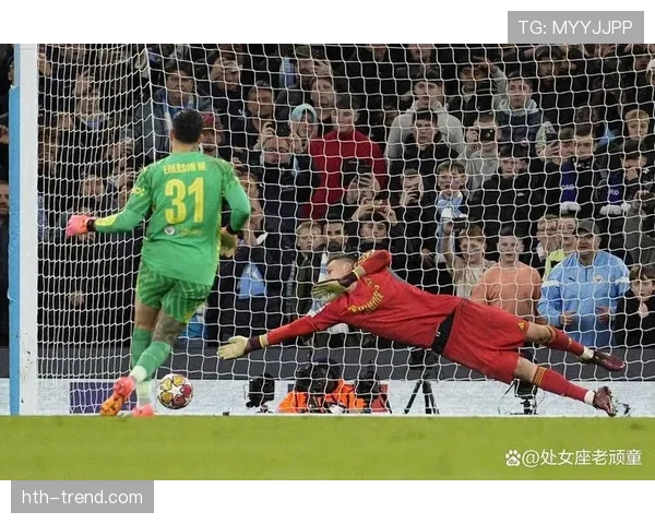 受伤倒地中断时足球比赛的规则到底怎么判罚？